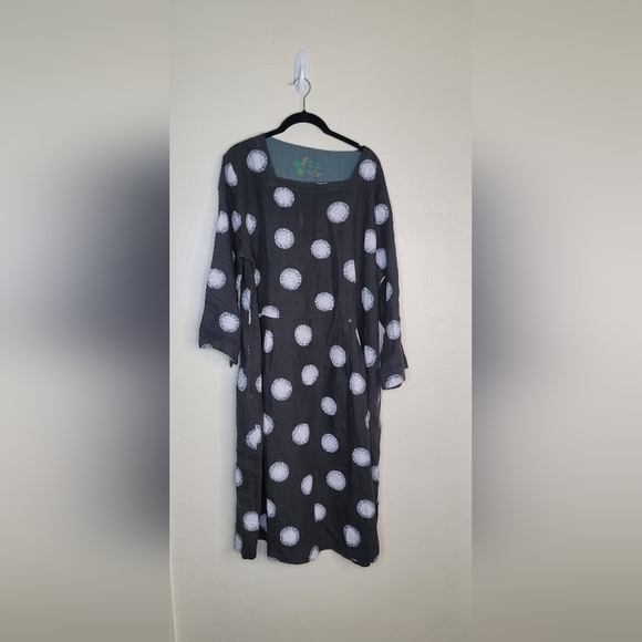 Gudrun Sjoden Dresses & Skirts - Gudrun Sjödén Sia Dress in Black polda dot Linen